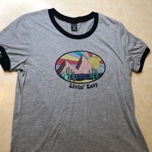 🔹3 for 25🔹 Graphic tee